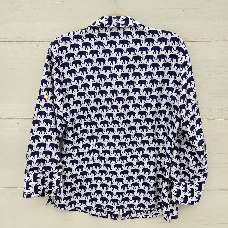Elizabeth McKay Silk Navy Blouse Elephant motif size 10<br />
Pit to Pit 20.5 inches across<br />
Pit down sleeve 14.5 inches<br />
Waist 18 inches across<br />
Down the back 26 inches<br />
Sleeves can be rolled up and buttoned, Sides have 3 inch slits allowing it to be worn un-tucked<br />
Missing top Button at the neck<br />
EUC