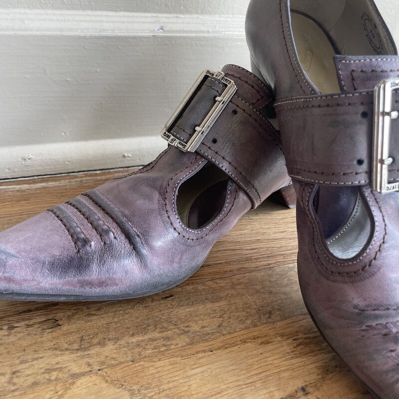 John Fluevog Shoes Women, Violet, Size: 8.5-9
All Sales Are Final
No Returns

Pick Up In Store
Or
Have It Shipped
Thank You FOr SHopping With Us :-)