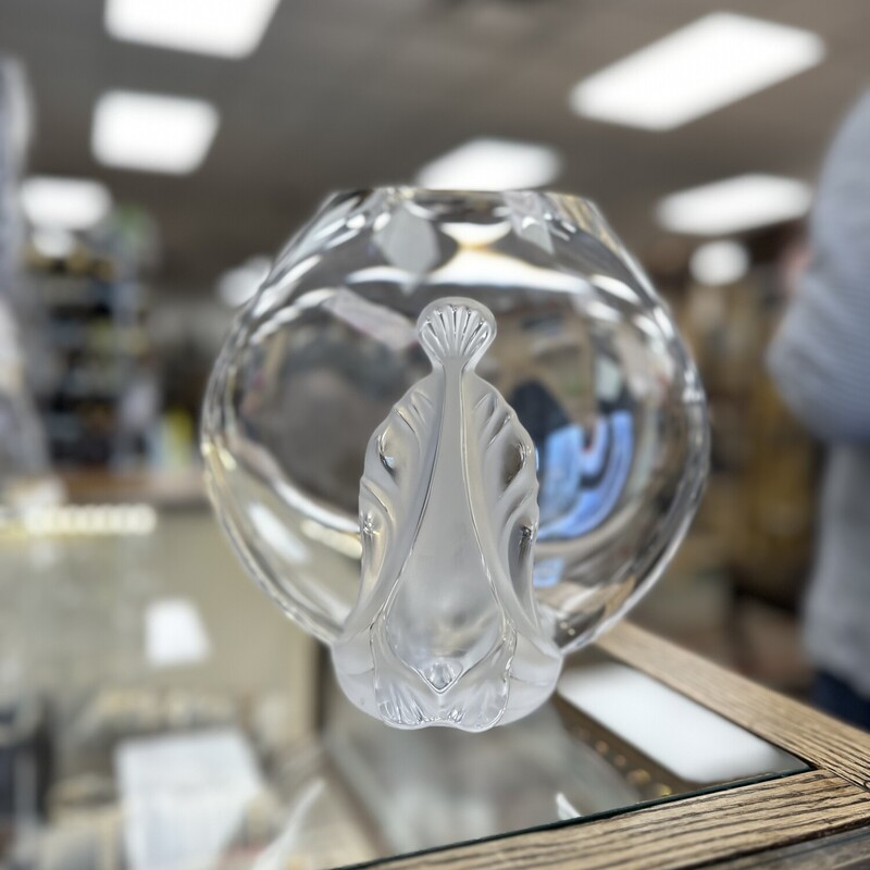 Lalique Crystal Vase
Size: 10H