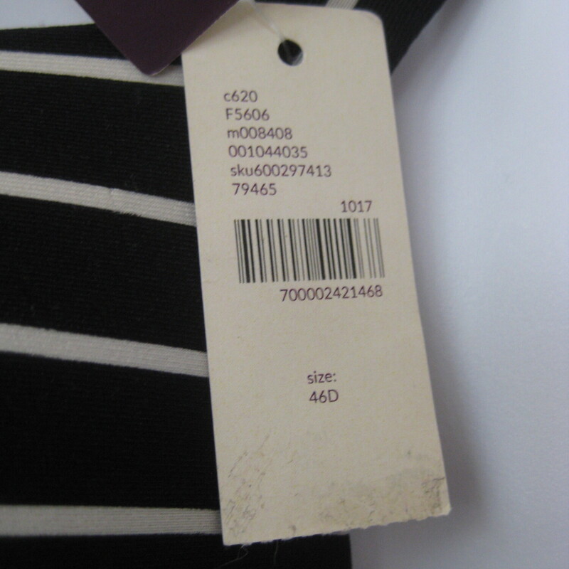 new with tags bra by Cacique
boost plunge in black and white stripes
size 46D

thanks for looking!
#69296