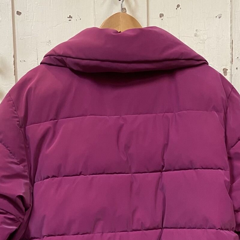 Pink Puffy Coat
Pink
Size: 1X